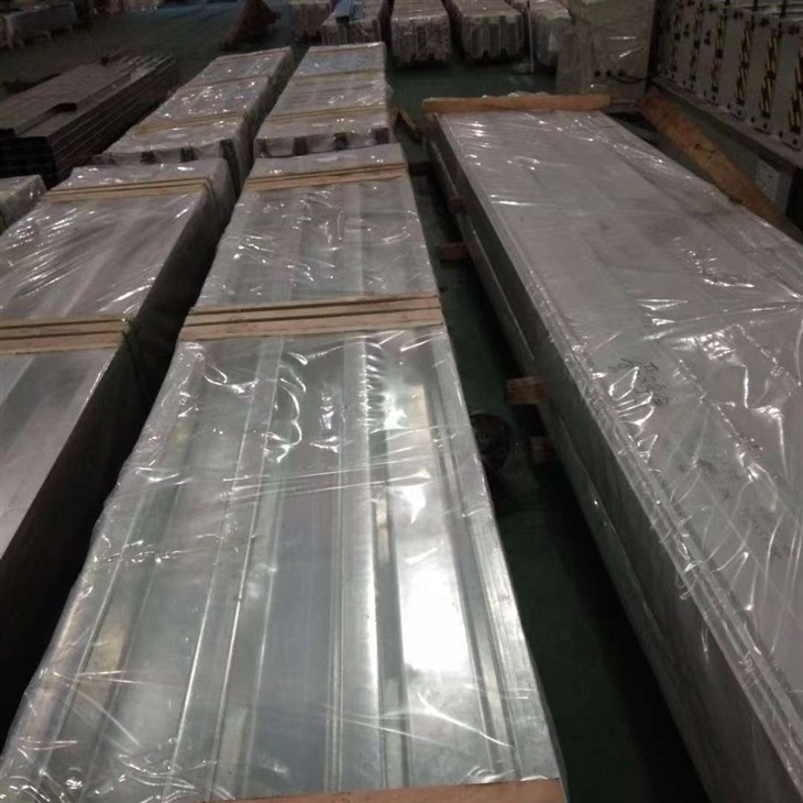 Superior Bending Performance Deckingg Roof Panels